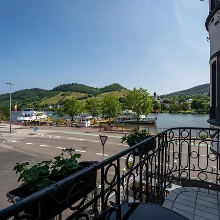 Moselresidenz Bellevue Moselblick 알프